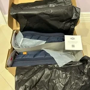 UGG | Shoes | Nib Ugg Tasmin Mens Puffy Quilted Slippers  display picture 1
